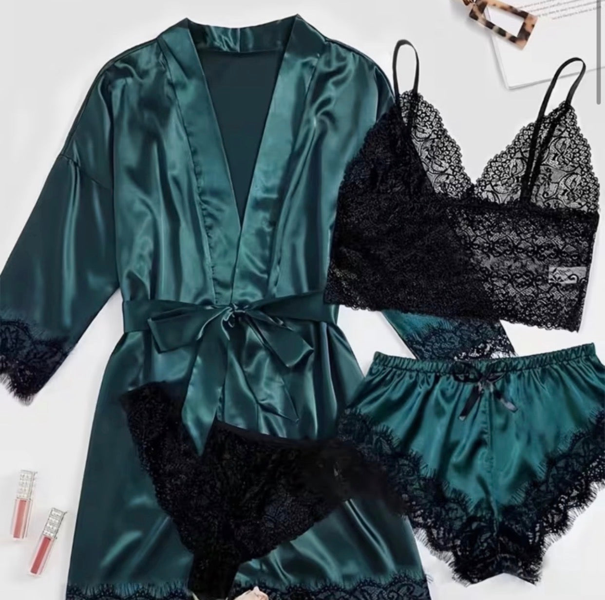 Signature diamond palace set green